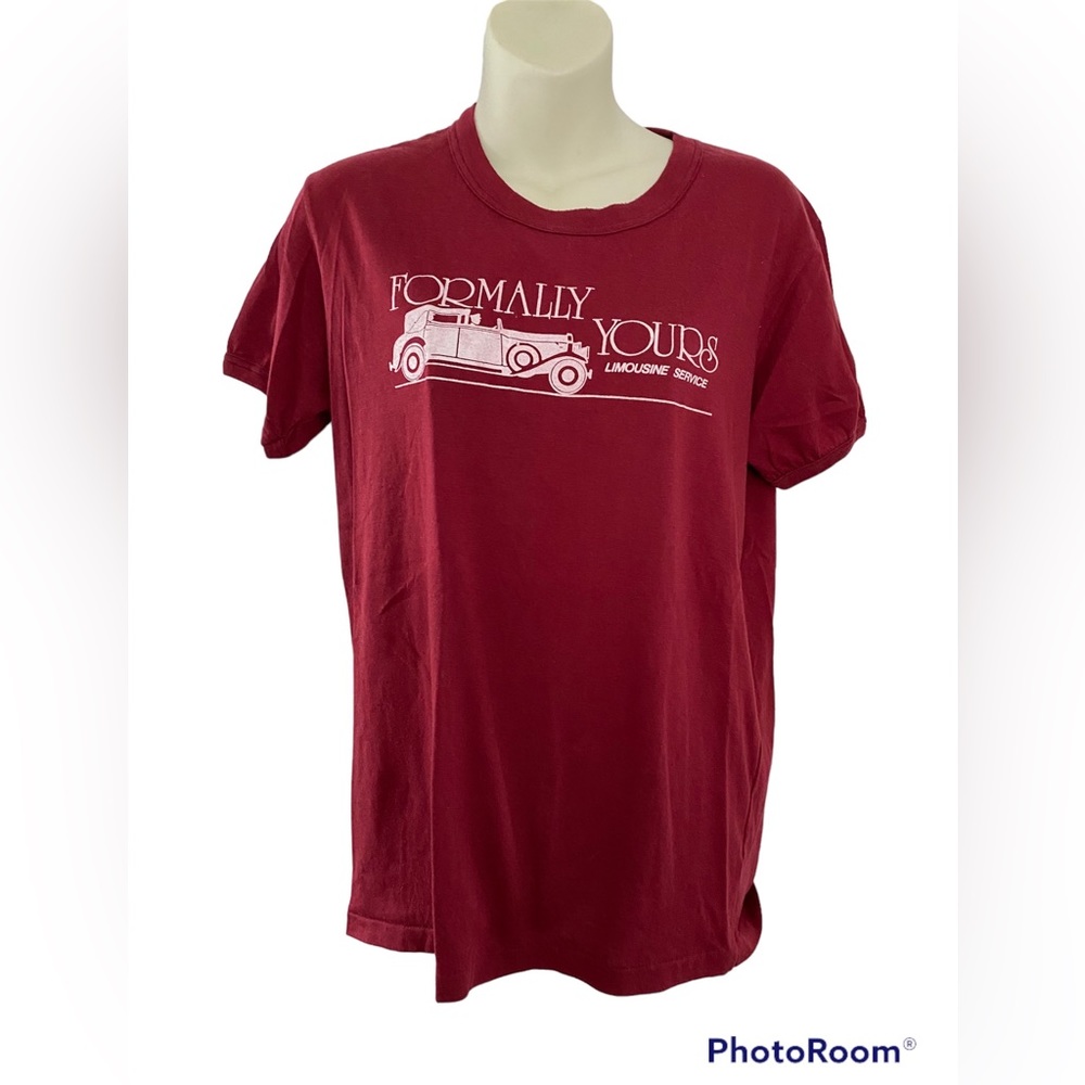 Vintage t shirt. EUC. Size large- fitted style.
